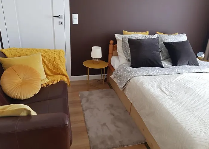 View Wes Quality * 波兹南